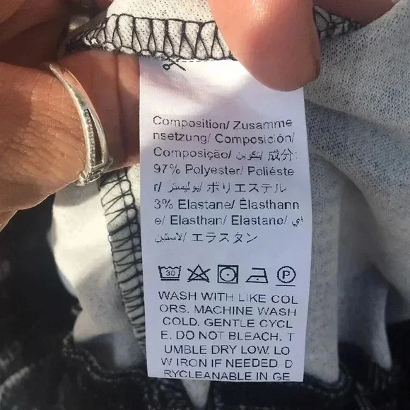 (2) Shein pajama pants - L - Picture 4 of 4